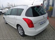 Peugeot 308 Kombi 1,6 l 686 kw