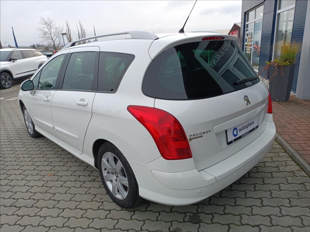 Peugeot 308 Kombi 1,6 l 686 kw