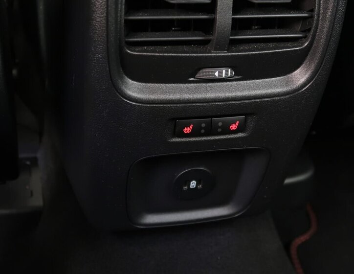 Ford Kuga SUV / Terénní 2,0 l 88 kw