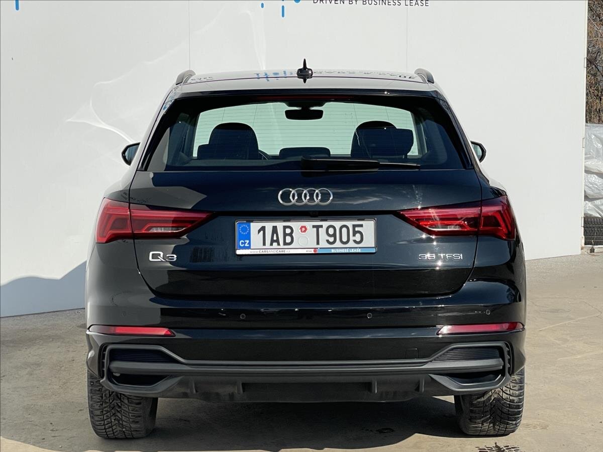 Audi Q3 SUV / Terénní 1,5 l 110 kw