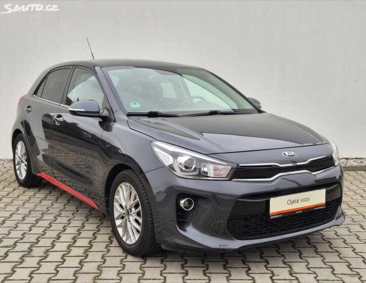 KIA Rio 6