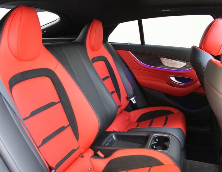 Mercedes-Benz AMG GT Kombi 4,0 l 430 kw