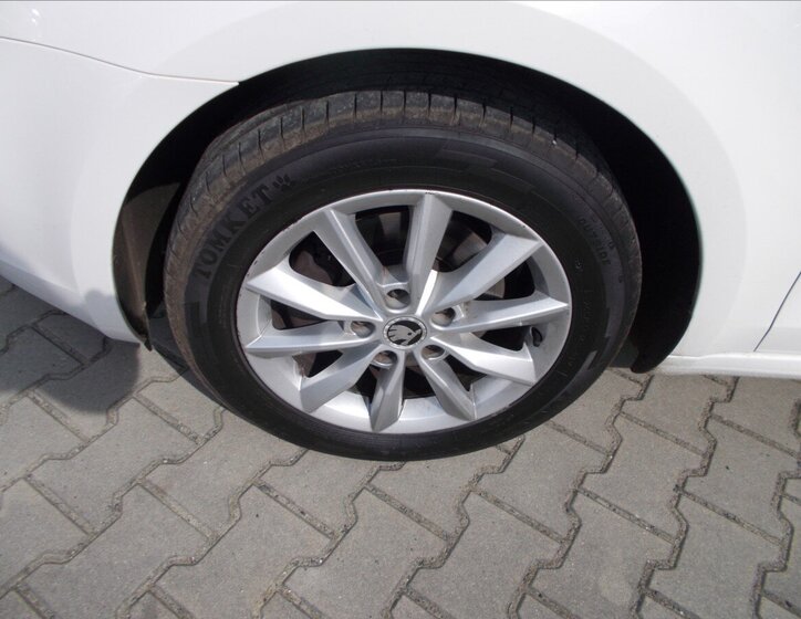 Škoda Octavia Kombi 2,0 l 110 kw