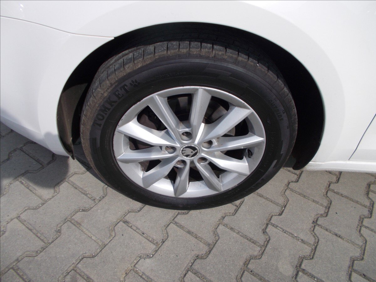 Škoda Octavia Kombi 2,0 l 110 kw