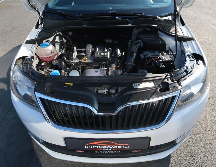 Škoda Rapid Sedan / Limuzína 1,2 l 63 kw