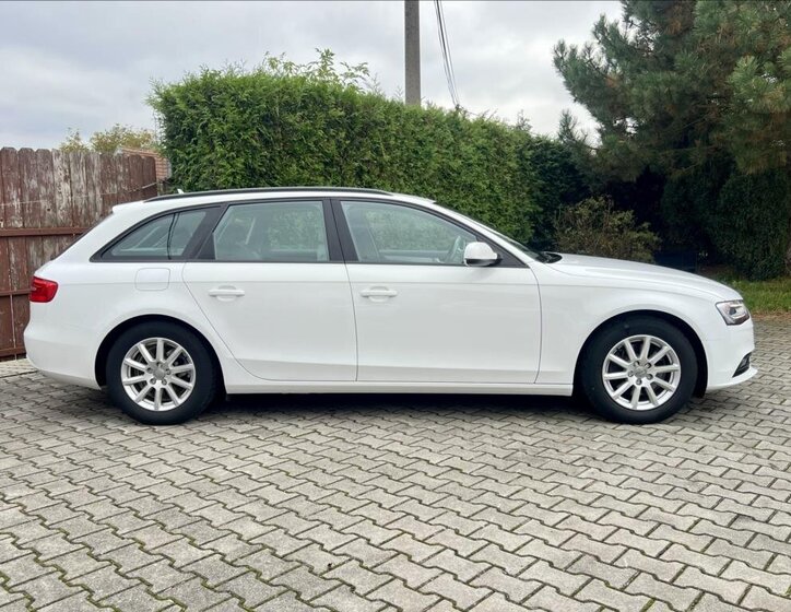Audi A4 Kombi 2,0 l 100 kw