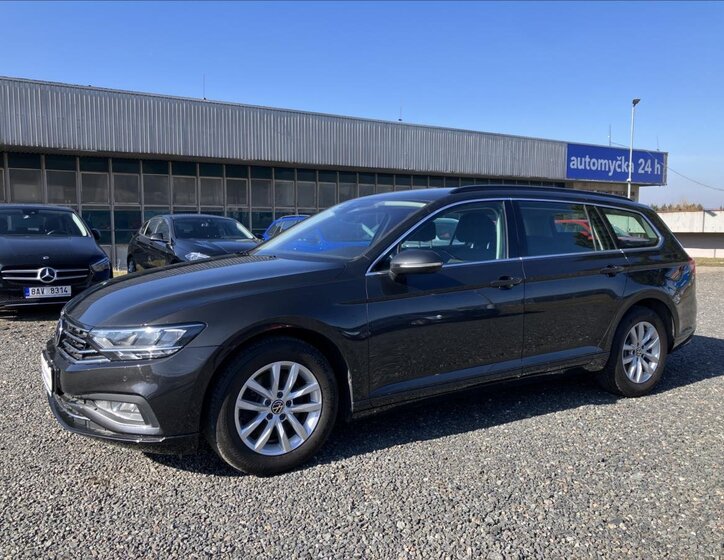 Volkswagen Passat Kombi 2,0 l 110 kw
