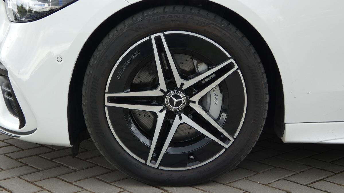 Mercedes-Benz Třídy C Sedan / Limuzína 2,0 l 190 kw
