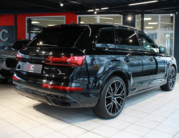 Audi Q7 SUV 3,0 l 210 kw