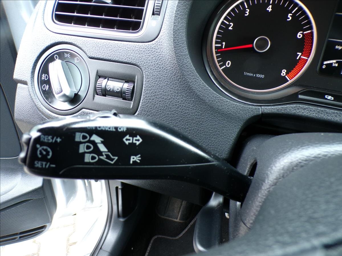 Volkswagen Polo Hatchback 1,2 l 77 kw