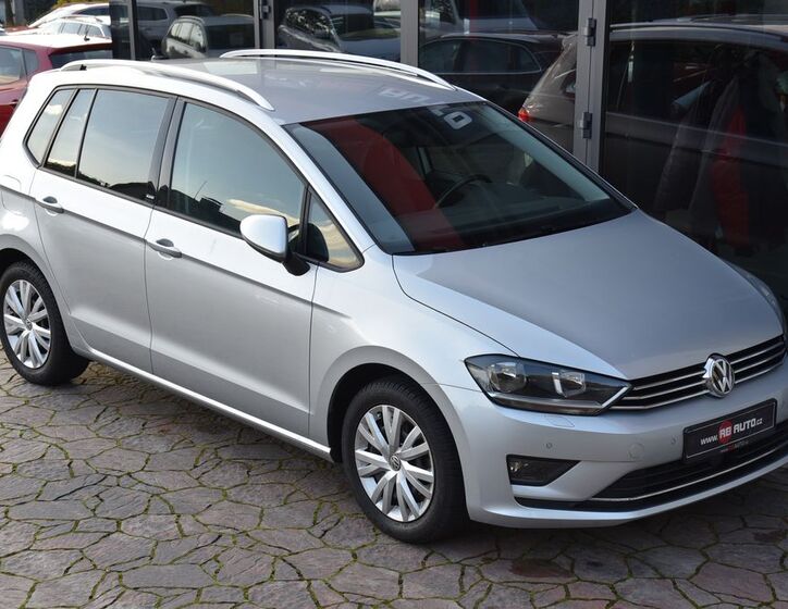 Volkswagen Golf Sportsvan 1