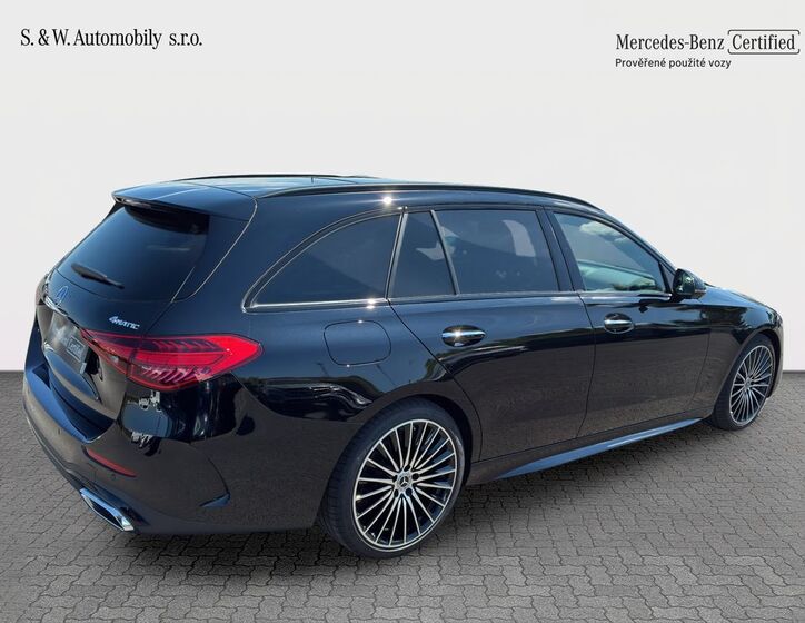 Mercedes-Benz Třídy C 8