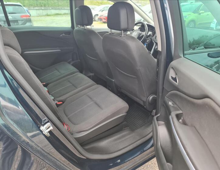Opel Zafira 14