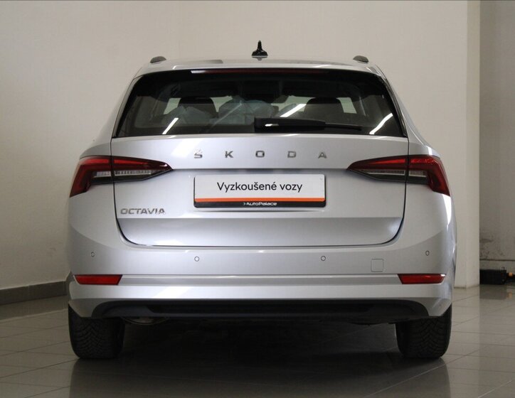 Škoda Octavia Kombi 2,0 l 85 kw