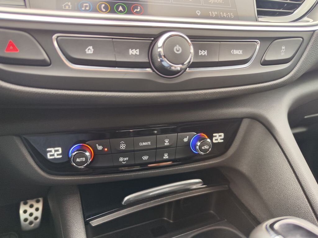 Opel Insignia Kombi 2,0 l 128 kw