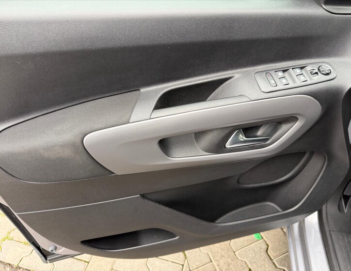 Toyota ProAce City Verso VAN-Minibus 1,2 l 81 kw