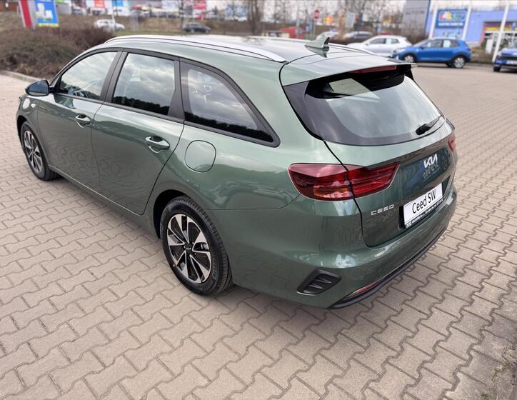 KIA Ceed 5