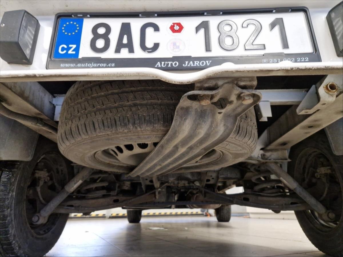 Volkswagen Transporter Valník 2,0 l 66 kw