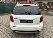 Suzuki SX4 Hatchback 1,6 l 88 kw