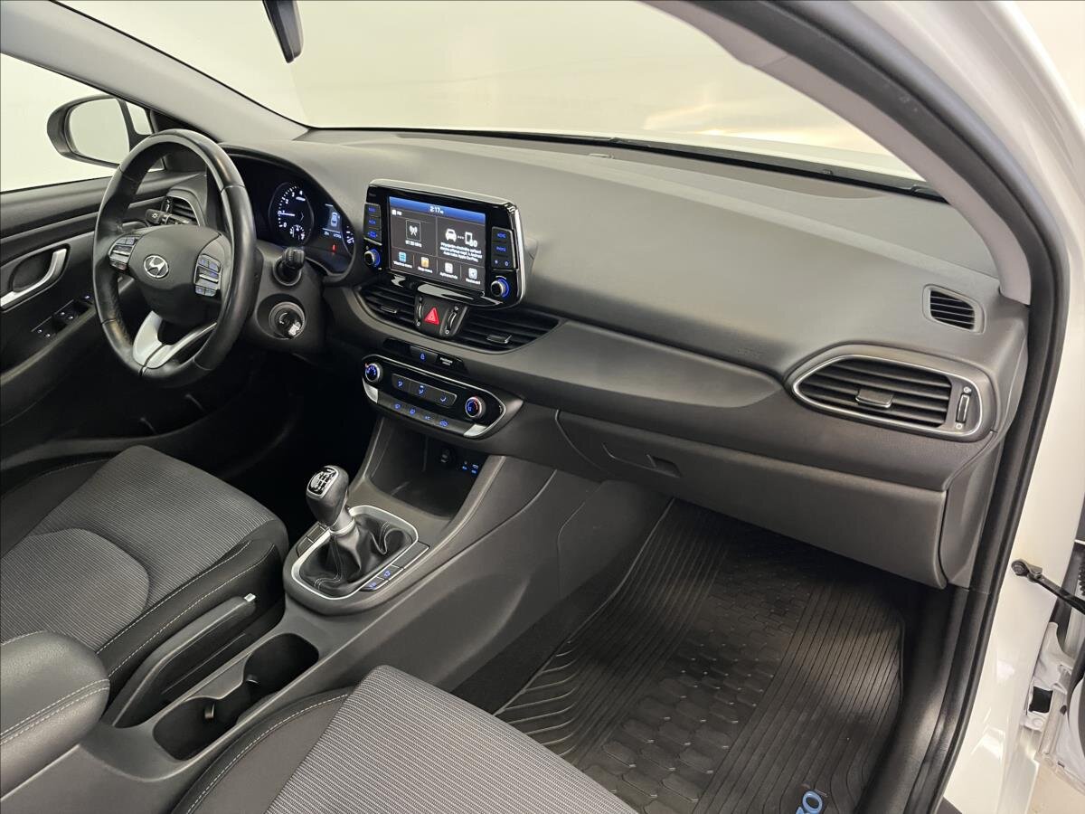 Hyundai i30 Kombi 998,0 88 kw