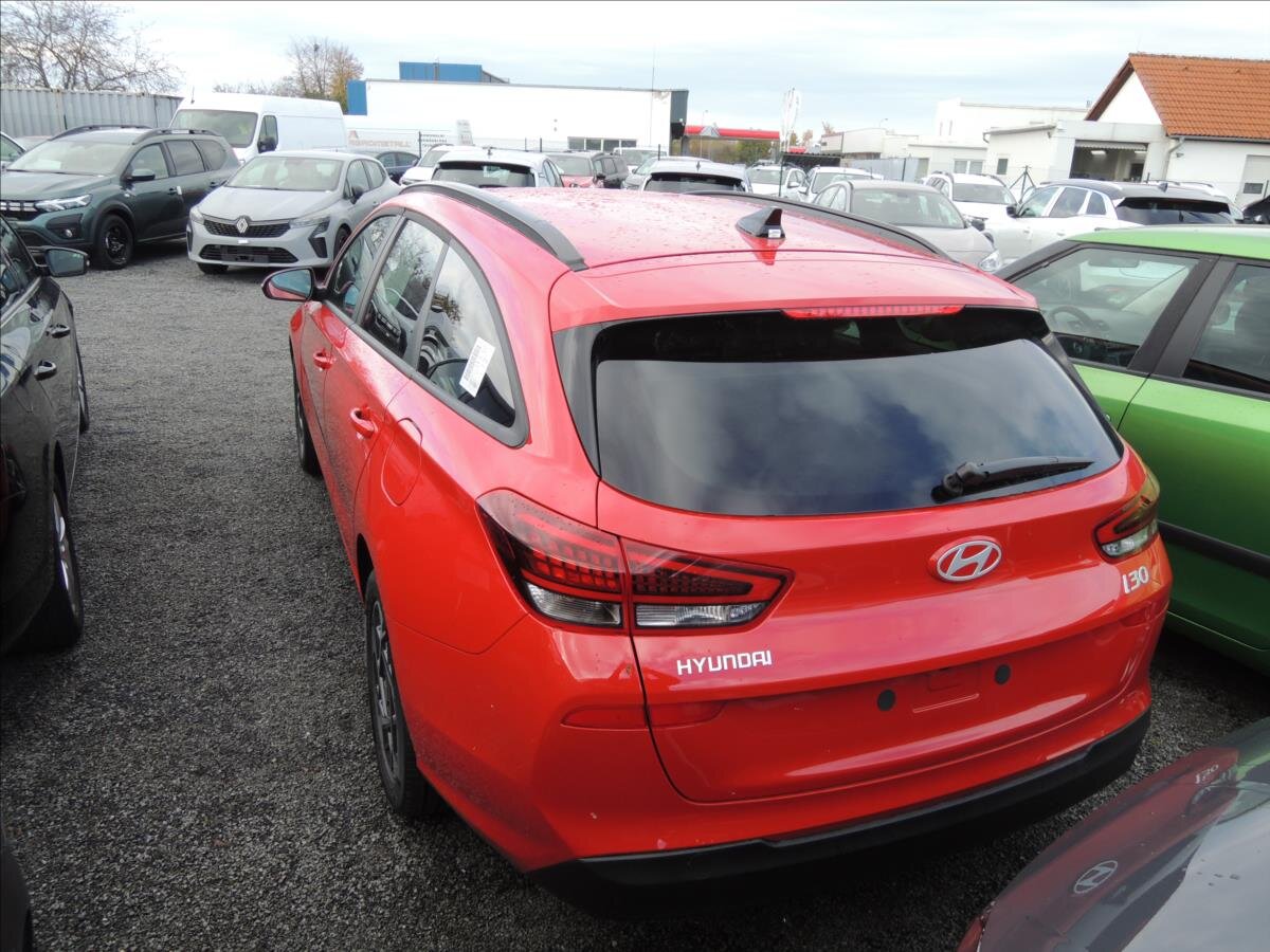 Hyundai i30 Kombi 1,5 l 70 kw