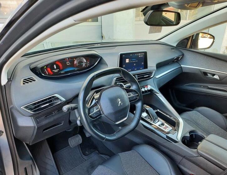 Peugeot 5008 15