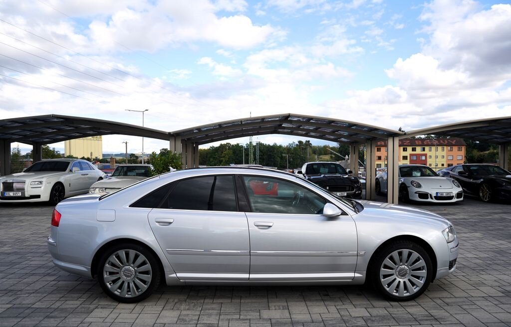 Audi A8 Sedan 3,0 l 171 kw