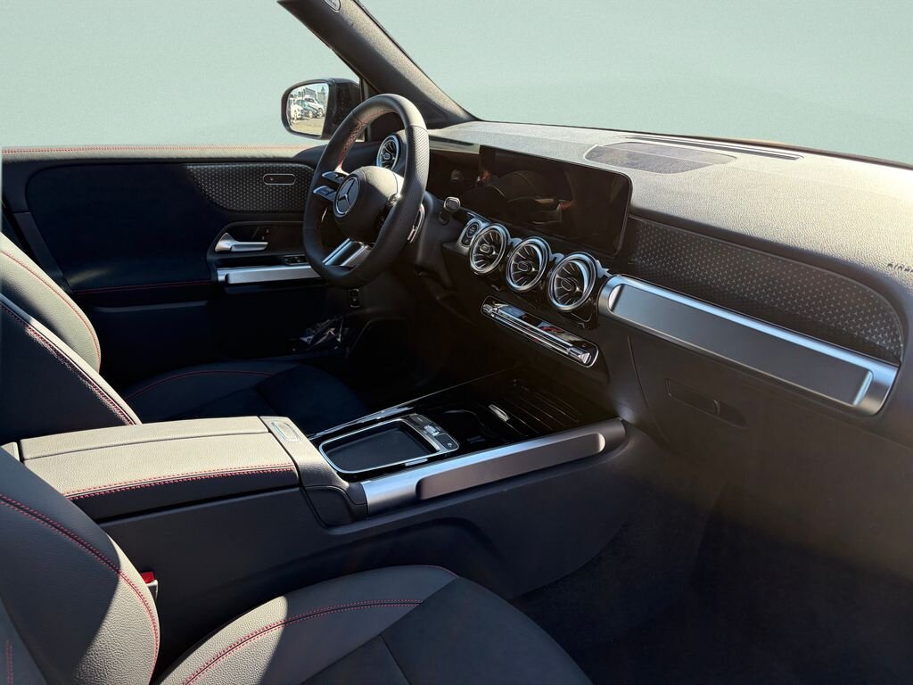 Mercedes-Benz GLB SUV / Terénní 1,5 l 120 kw