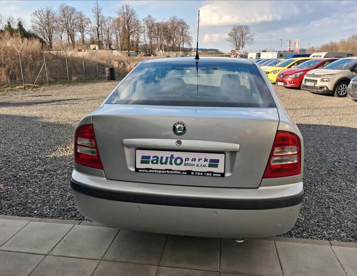 Škoda Octavia Sedan / Limuzína 2,0 l 85 kw