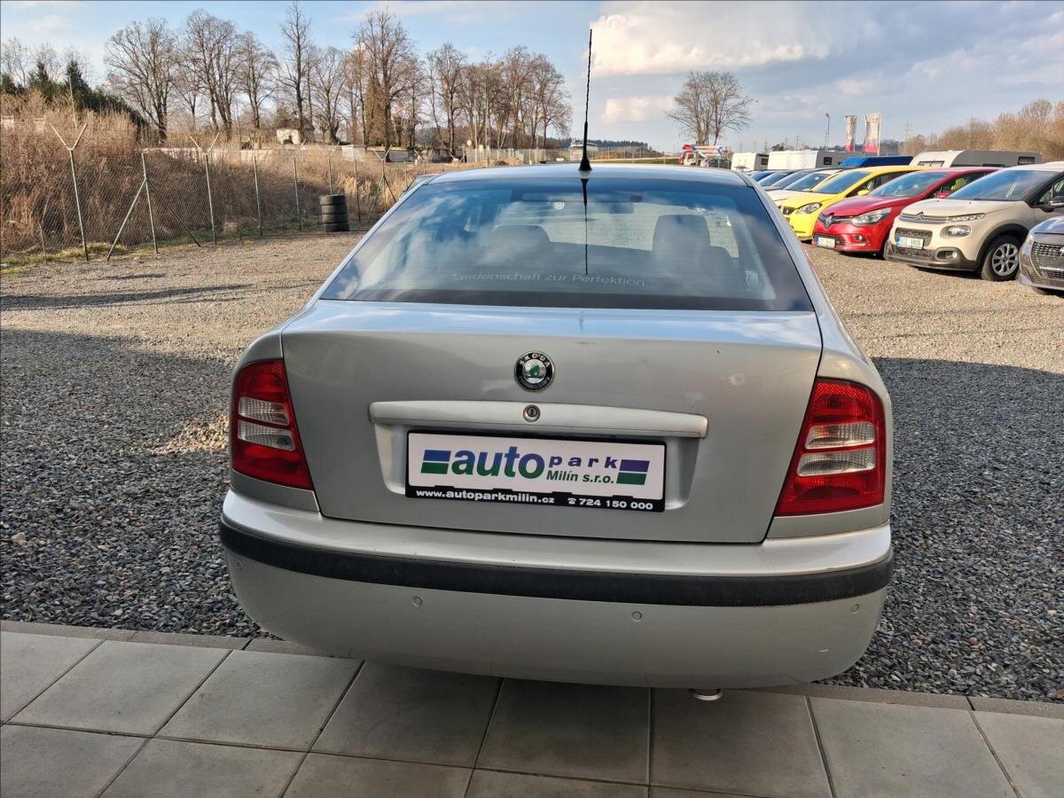 Škoda Octavia Sedan / Limuzína 2,0 l 85 kw