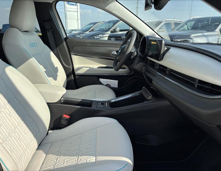 Fiat 600 SUV / Terénní 1,2 l 100 kw