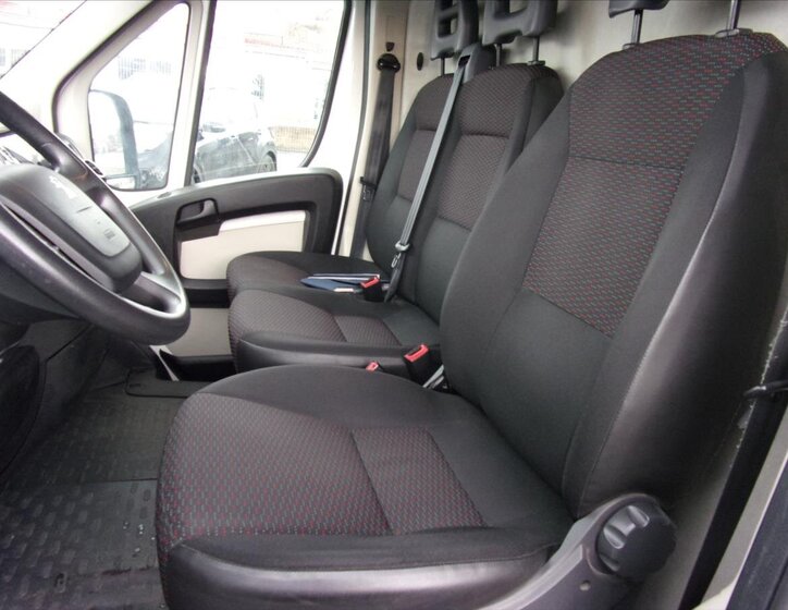 Peugeot Boxer Skříň 2,0 l 96 kw