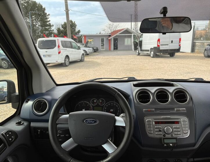 Ford Tourneo Connect 21