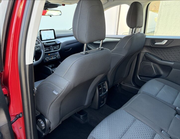 Ford Kuga Kombi 2,0 l 140 kw