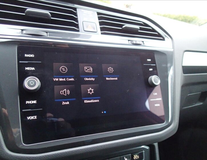 Volkswagen Tiguan SUV / Terénní 2,0 l 110 kw