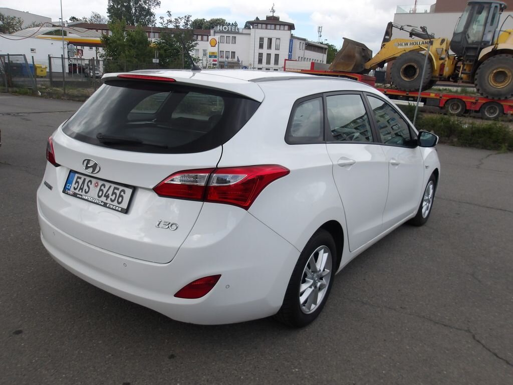 Hyundai i30 Kombi 1,6 l 88 kw