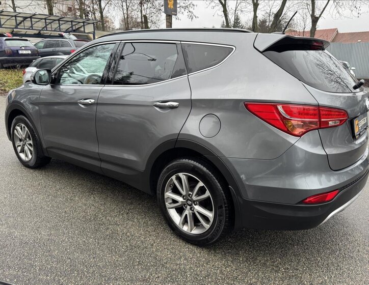 Hyundai Santa Fe 9