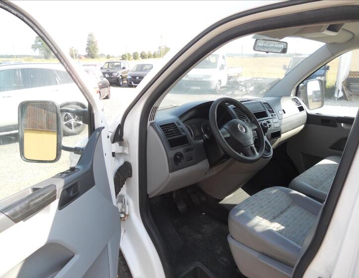 Volkswagen Transporter 11