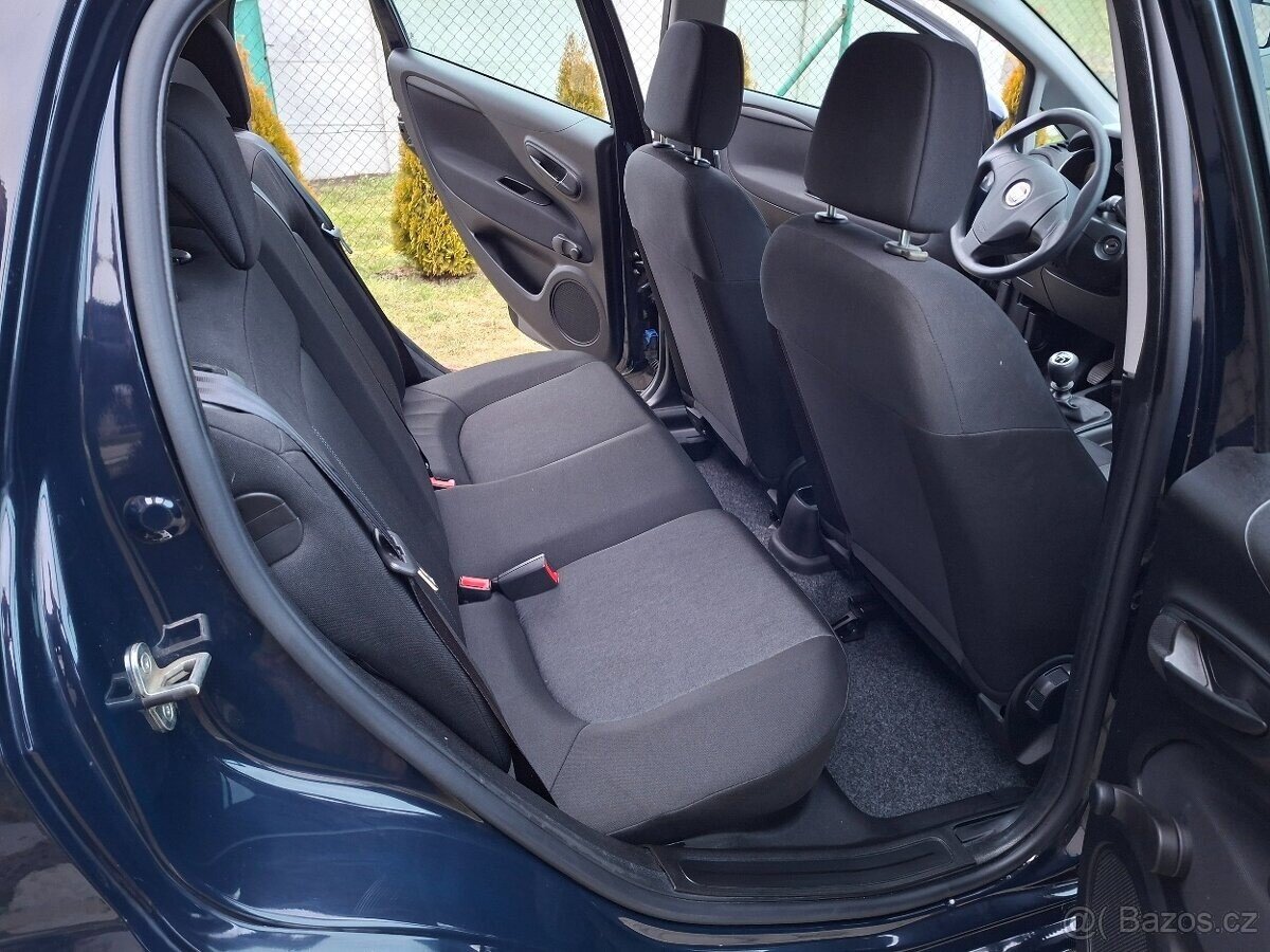 Fiat Punto Kombi 1,2 l 51 kw