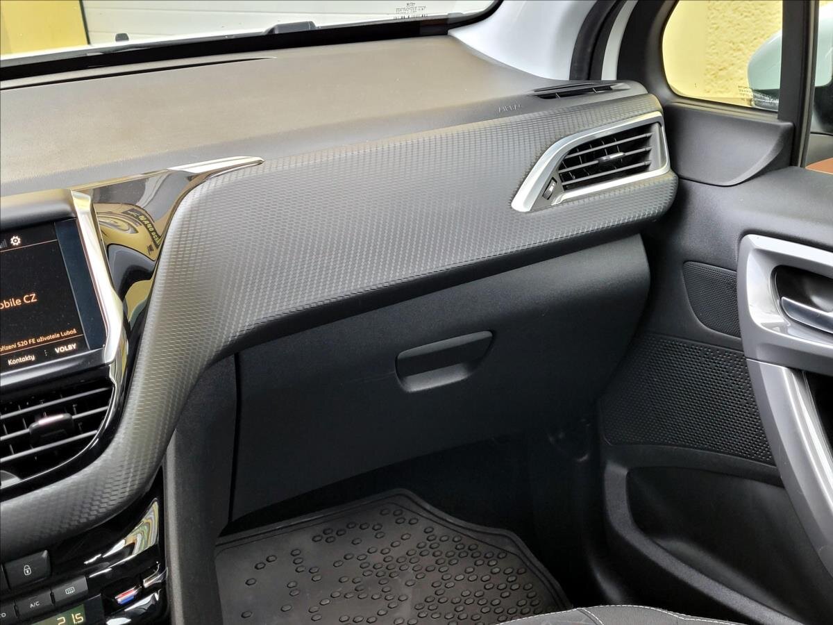 Peugeot 2008 SUV / Terénní 1,2 l 60 kw
