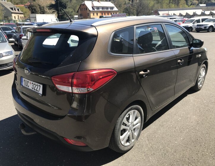 KIA Carens Kombi 1,6 l 99 kw