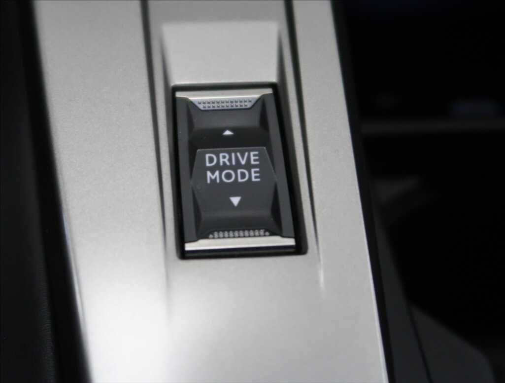 Peugeot 308 Kombi 1,5 l 96 kw