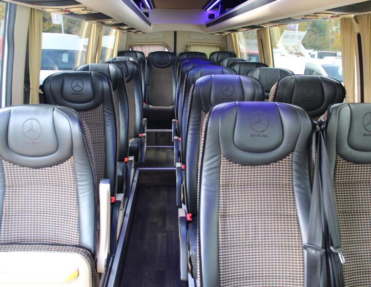 Mercedes-Benz Ostatní 11