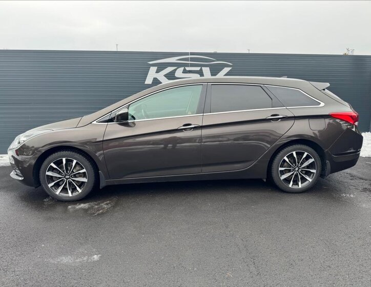 Hyundai i40 Kombi 1,7 l 104 kw