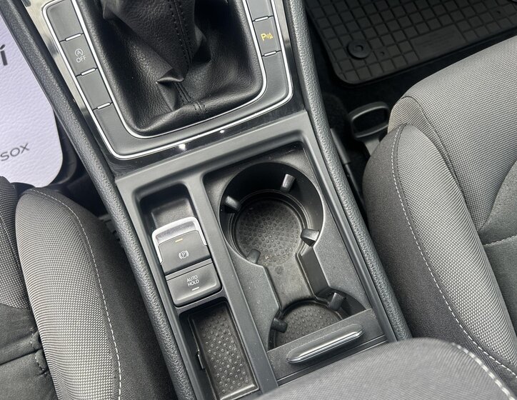 Volkswagen Golf Kombi 2,0 l 110 kw