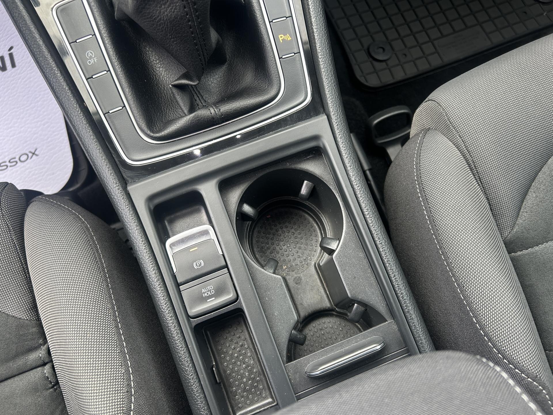 Volkswagen Golf Kombi 2,0 l 110 kw