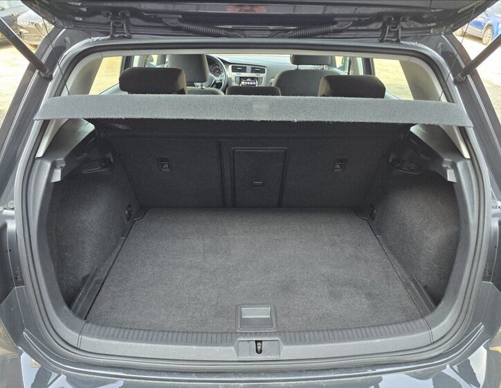 Volkswagen Golf Hatchback 1,2 l 63 kw