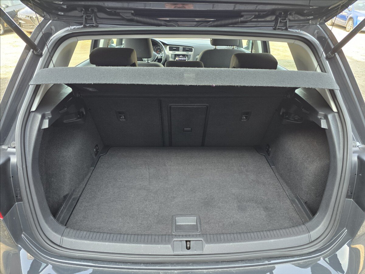 Volkswagen Golf Hatchback 1,2 l 63 kw