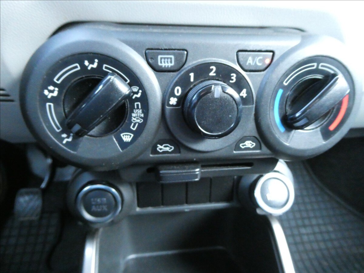 Suzuki Ignis Hatchback 1,2 l 66 kw