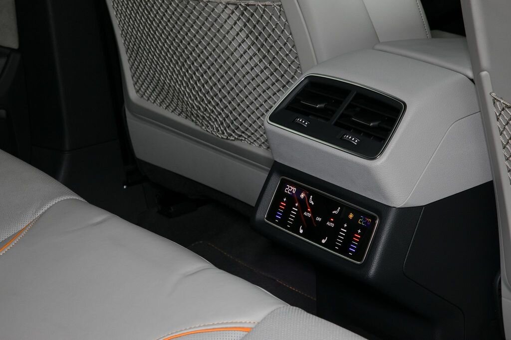 Audi e-tron SUV 0,0 300 kw